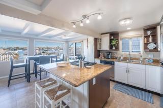 Coastal Bayside Condo Walkable to Sand Surf - 8