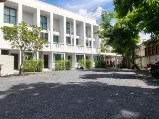 Phuket Leisure Time Hotel - 6
