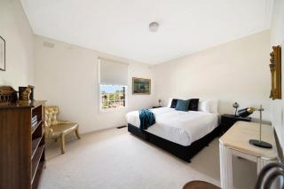 Hunter House - Castlemaine - 6