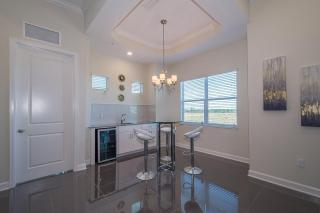4731-401JG PENTHOUSE 4 BEDS/3 BATHS (SANITIZED) - 2