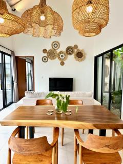 Villas Topazio and Opalo -- Gateway to Uluwatu beaches - 1