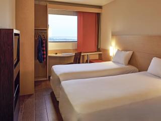 Ibis Cancun Centro - 3