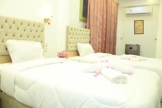 Holiday Pyramids View - 3