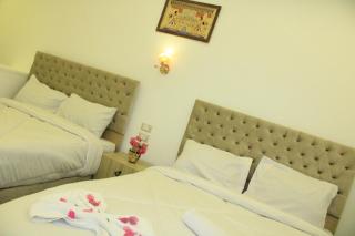 Holiday Pyramids View - 5