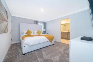 3005PB TOWNHOUSE 5 BEDROOMS & 4 BATHROOMS + POOL - 4