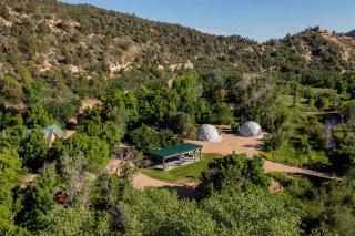 Zen Zion accommodates large groups of up to 30 - 0