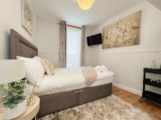 Ocho Homes Lux By Eight Continents, Belfast - 9