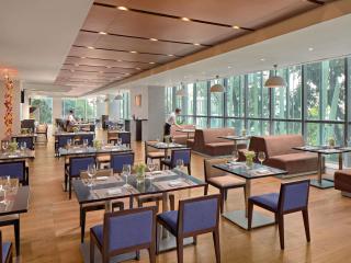 Novotel Saigon Centre - Ho Chi Minh - 8