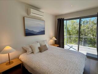 Mountain Views Alfresco with Panoramic Views - 4