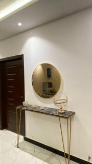 Evident Insights Nest - 1