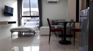 Sattahip 9 Boutique Hotel - 8