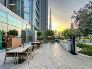 3BR in Vida Dubai Mall with Stunning Burj Khalifa View - 3