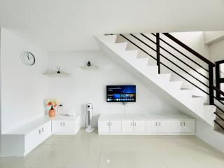 Cozy 3BR House for Groups with AC Wifi Free Parking - 7