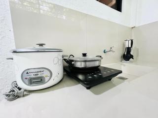 Cozy 3BR House for Groups with AC Wifi Free Parking - 4