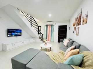 Cozy 3BR House for Groups with AC Wifi Free Parking - 3