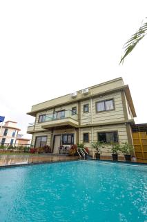 Cliffton Stays 4BHK Villa with Swimming Pool - 7