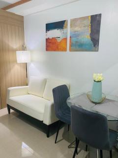 SMDC Good Stays - Shore 2 Tower 1 Unit 1155 - 0