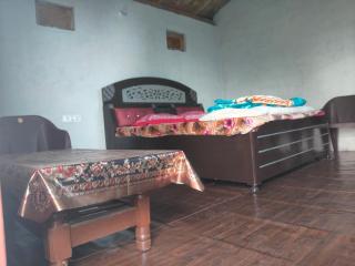Top hill home stay - 1