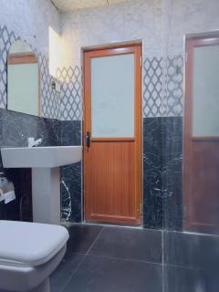 7&7 Hotel and Restaurant - 7