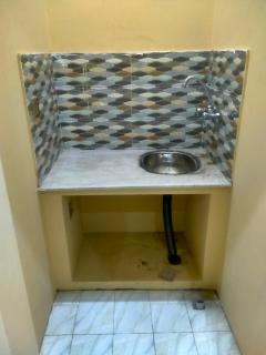 S&N 5657 Commercial Plaza - 4