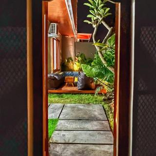 salkhahouse bali cliff one - 1