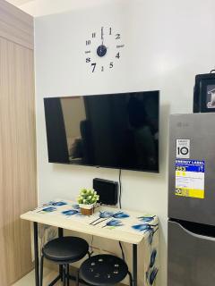 SMDC Good Stays - Shore 2 Unit 706 Tower 2 - 8