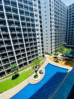 SMDC Good Stays - Shore 2 Unit 706 Tower 2 - 6