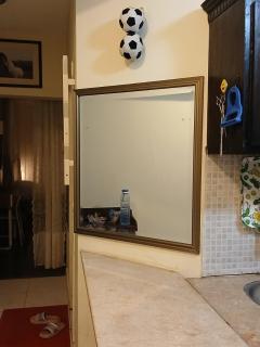 Peaceful home in the middle of lush green mountains - 7