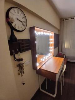 Peaceful home in the middle of lush green mountains - 2