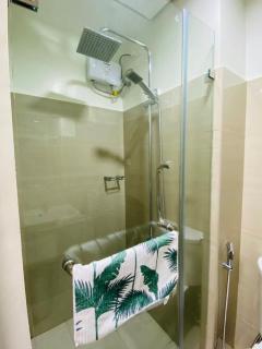 SMDC Good Stays - Shore 2 Unit 18101 Tower 2 - 7