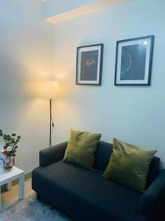 SMDC Good Stays - Shore 2 Unit 18101 Tower 2 - 6