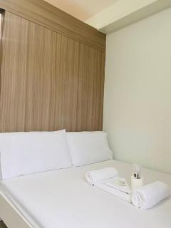 SMDC Good Stays - Shore 2 Unit 18101 Tower 2 - 5