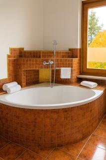 Four Seasons Getaway - 4