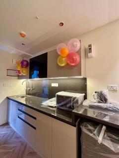 Modern Ghar Studio - Expo Mart - hourly booking available - 1