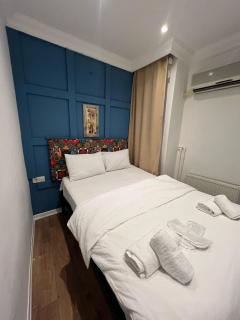 Bohemia boutique - 0