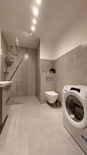 Apartament Zakatek 2 z ogrodkiem i miejscem w garazu podziemnym - 1