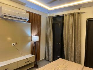 Premium Apartment near Taj Mahal - 2