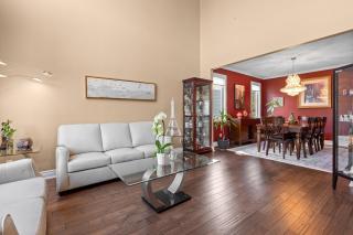 Maple Heights - Stunning Home in West Ottawa - 7