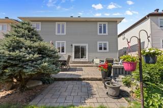 Maple Heights - Stunning Home in West Ottawa - 5