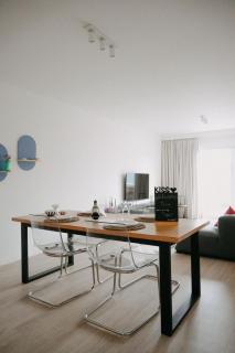 Casa Congé - Colorful Stay & Free Wine Bottle - 0