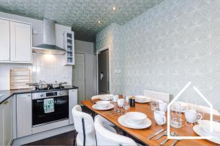 Spacious 3 Bed with Pac-Man, Darts and 2 Parking spaces - 5