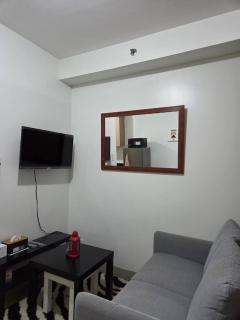 SMDC Good Stays - Shore 2 Unit 325 Tower 3 - 7