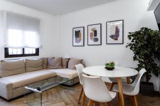 Artbel Rentals en Embajadores - 1