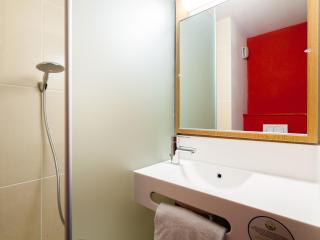 B&B HOTEL Montpellier Centre Le Millénaire - Montpellier - 5