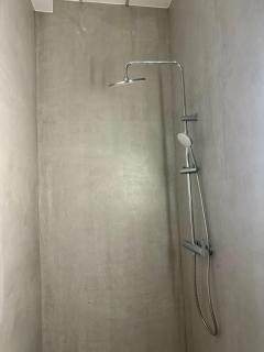 Family Central Retreat by Zeus Suites - Atene - 3