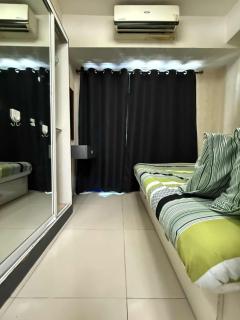 Caitlin's Place at Shore Residences Mall of Asia - 8