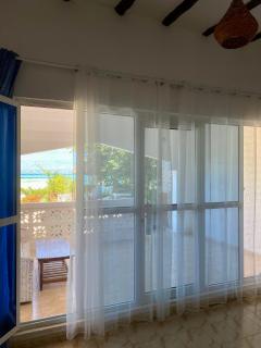 1Zi hotel and beach club - 3