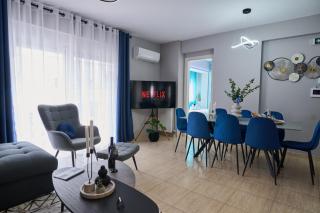 V & S Downtown Apartment AXD - 8