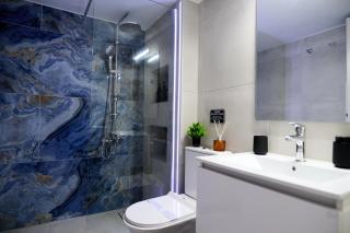 V & S Downtown Apartment AXD - 4