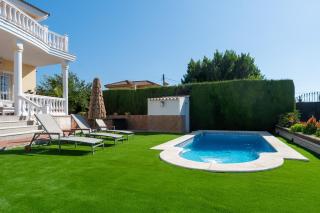 Panther Home Villa Valencina - 9